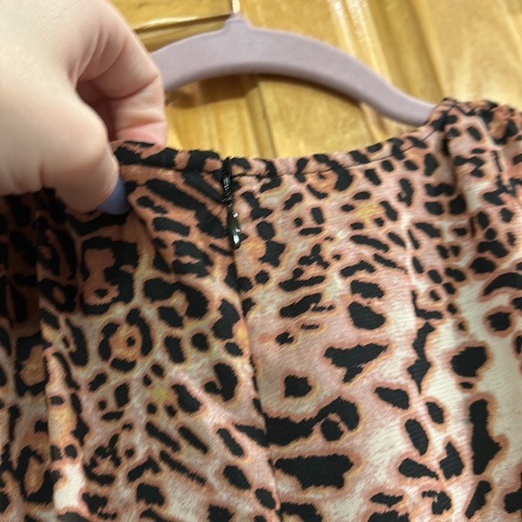 Ranna Gill Leopard Print Long Sleeve Dress - Picture 14 of 14